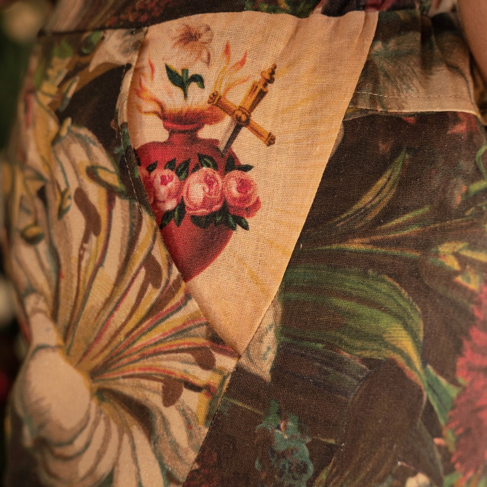 
                  
                    Artfully printed Courage Dear Heart Artist Pants with floral lithographs and hidden messages of love, faith, and courage in a breathable linen blend – Market of Stars.
                  
                