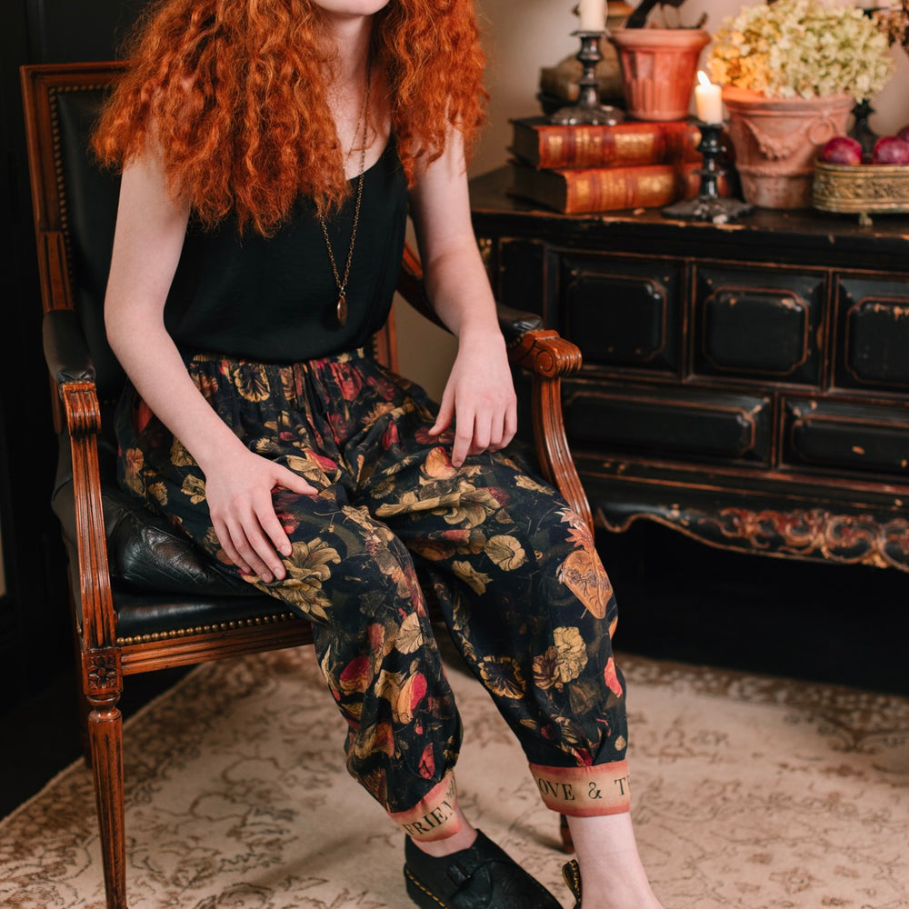 
                  
                    Model wearing a lightweight drapey viscose crepe pant that moves like poetry in motion. Relaxed, romantic and ready for adventure - Market of Stars
                  
                