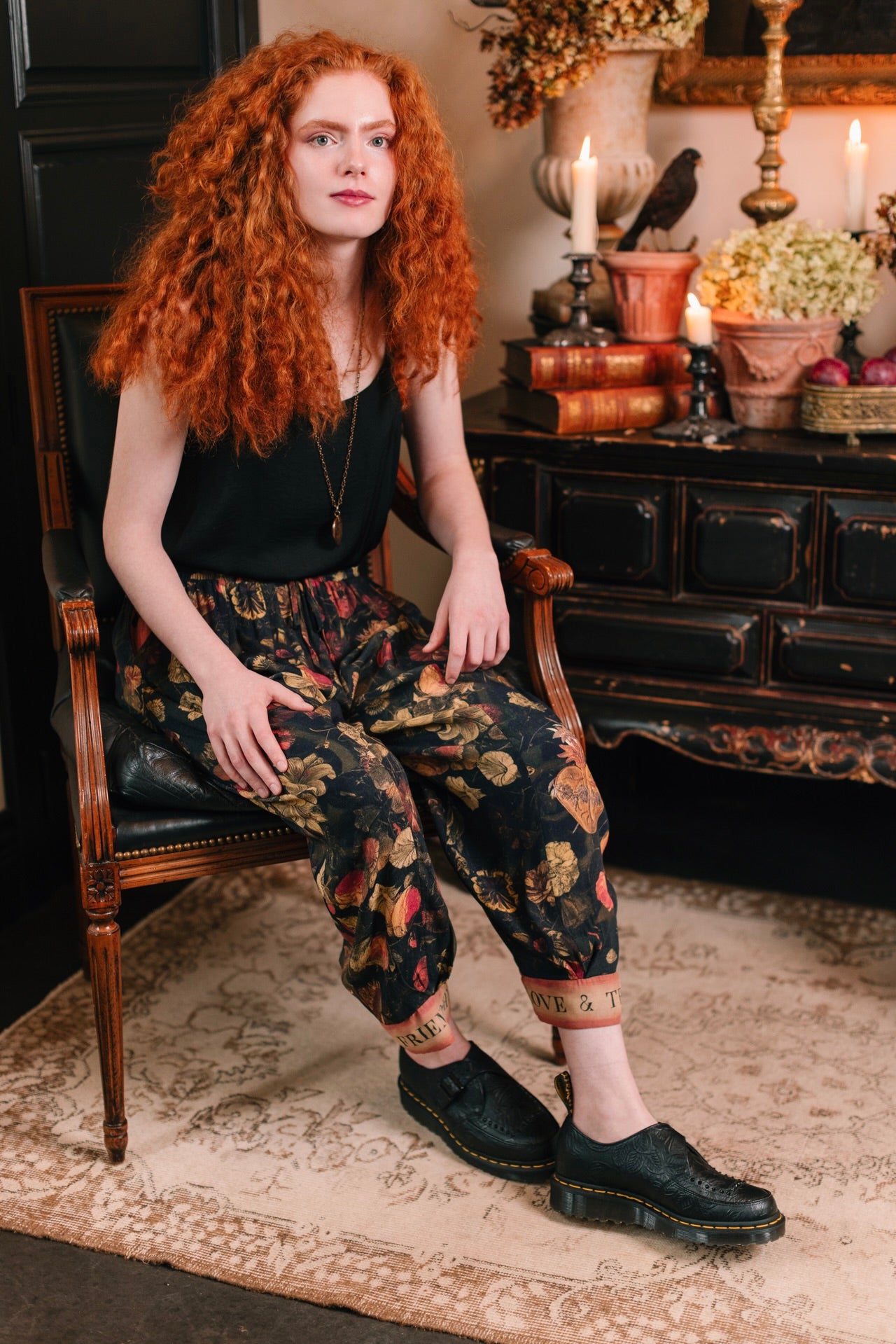 Model wearing a lightweight drapey viscose crepe pant that moves like poetry in motion. Relaxed, romantic and ready for adventure - Market of Stars
